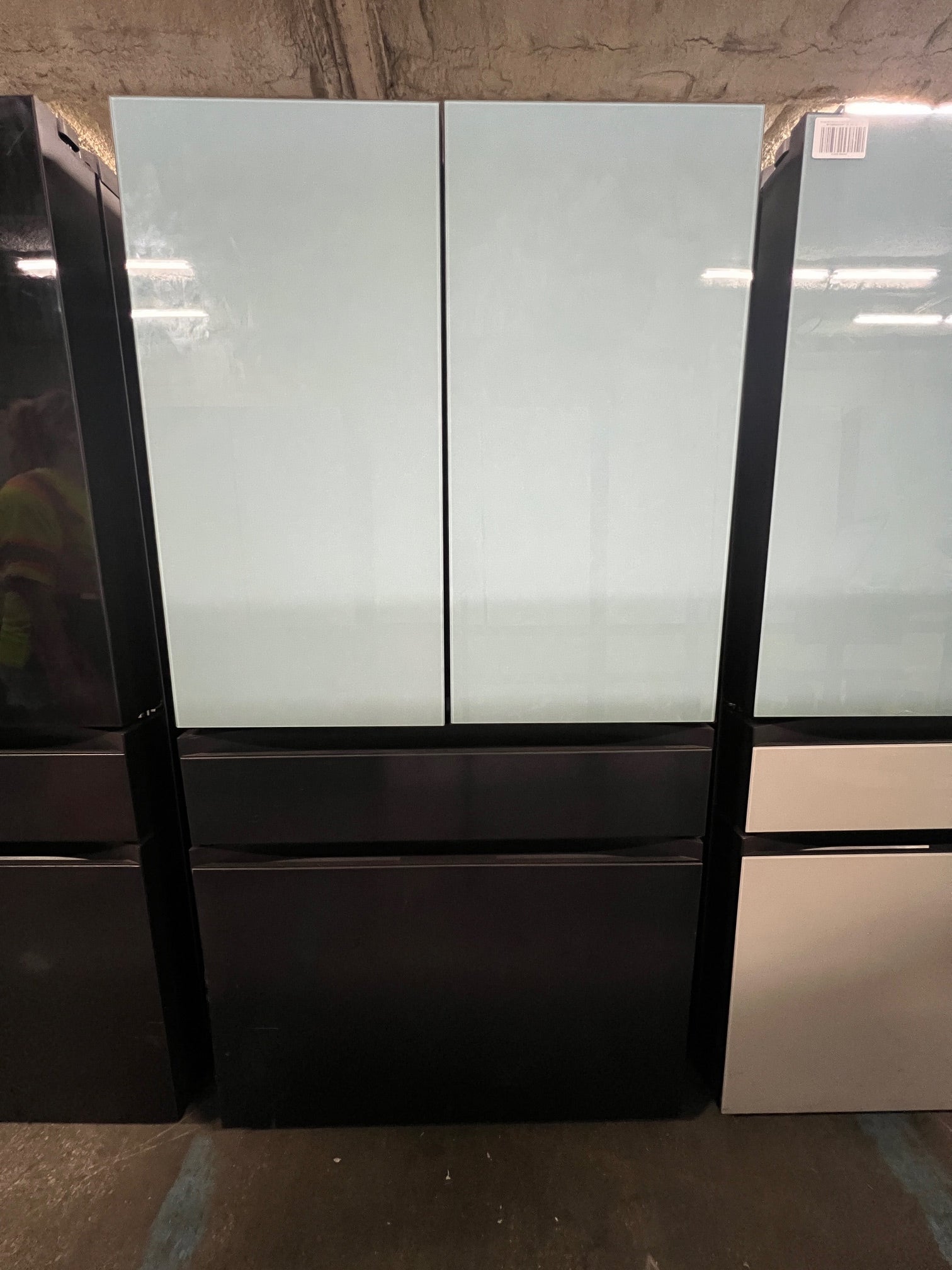 Samsung BESPOKE 23 cu. Counter Depth ft. 4-Door Blue & Black